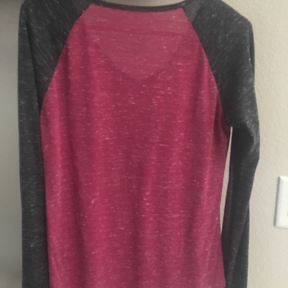 Oakley top Small - Picture 3 of 6